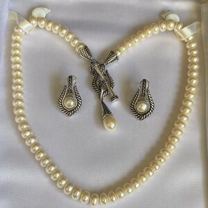 Elegant 18” Lustrous Gen. Pearl Sterling Silver Necklace & Earring Set. Unique!